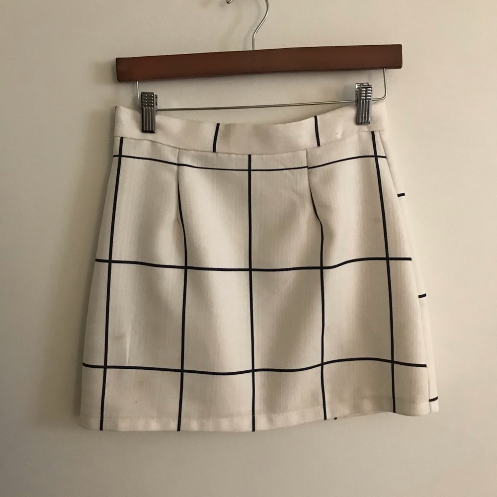 Zaful black and white skirt